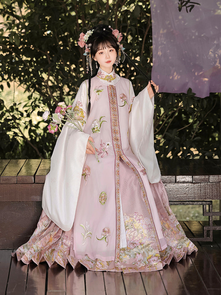Ming Dynasty Violet Bijia & Mamianqun Hanfu Set | Vines 藤萝有期
