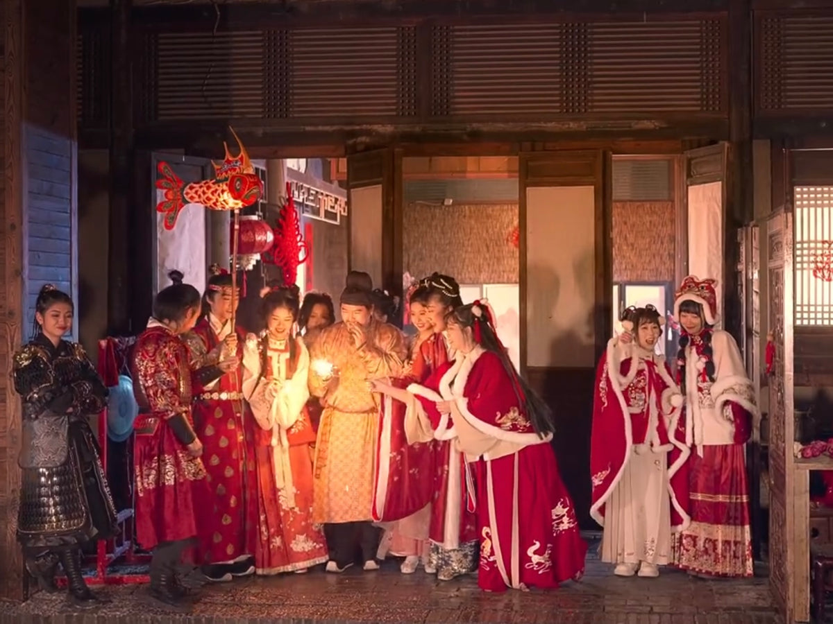 Celebrating the Eve of Chinese New Year: Happy Chu Xi Festival – Hanfu ...