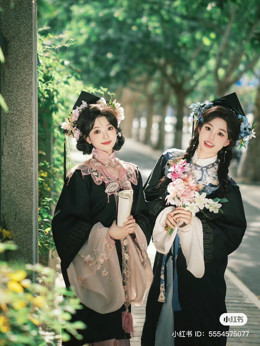 What to Wear Under a Graduation Gown and Cap? – Hanfu Story