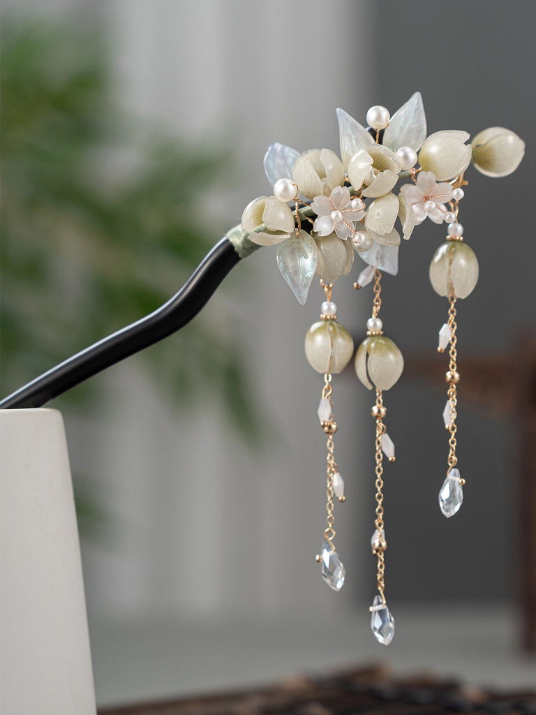 Pear Blossom Sandalwood Traditional Chinese Style Hair Stick