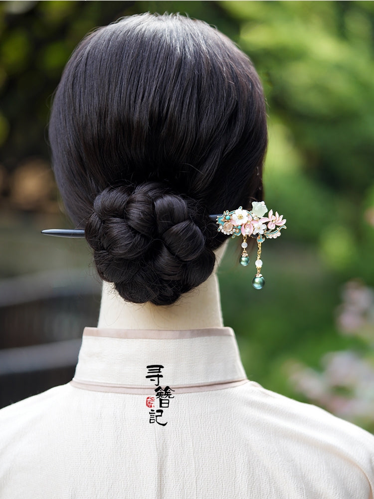 Ebony Tassel Hair Stick: Pink Orchids