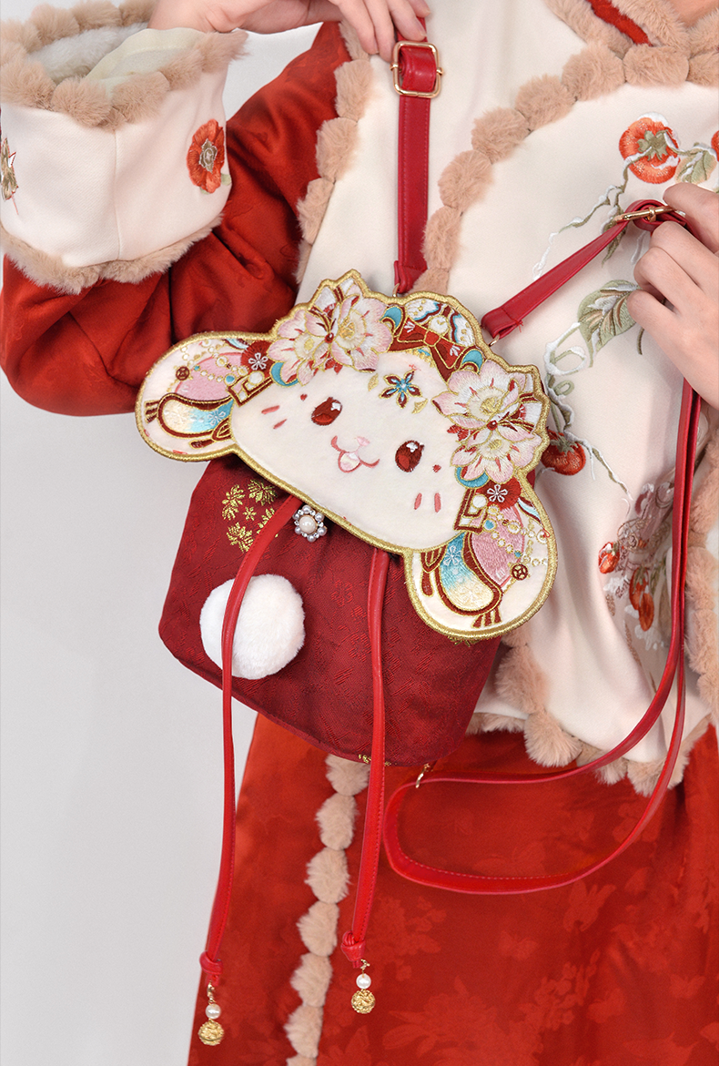Hanfu Backpacks - Functional Designs for Traditional Chinese Attire ...