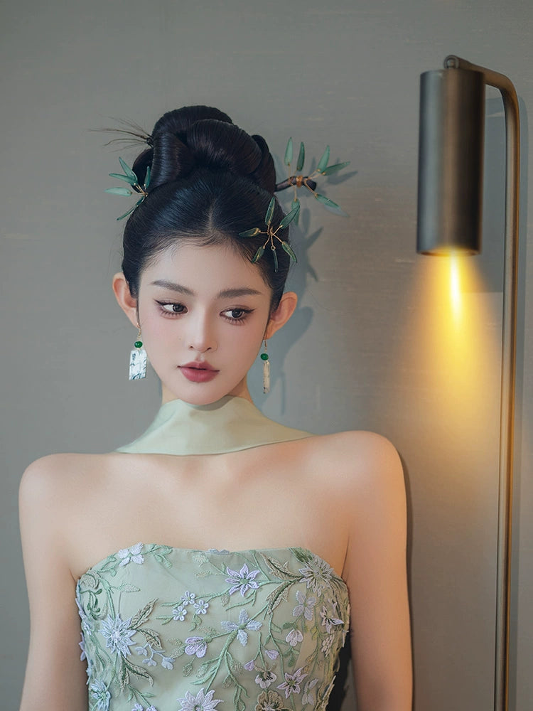 Chinese Wedding Hair Accessories: Leafy