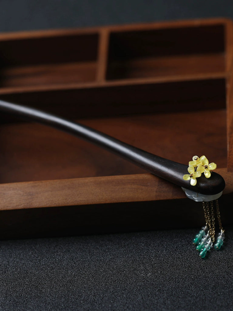 Green Jade Scroll Wooden Hair Stick
