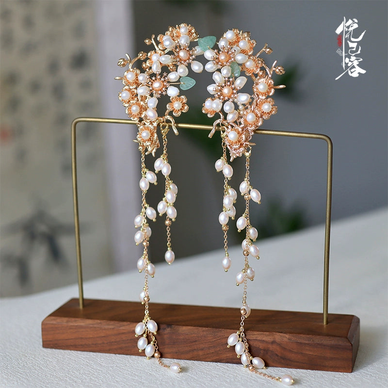 Hair Clips: Pearl Banquet