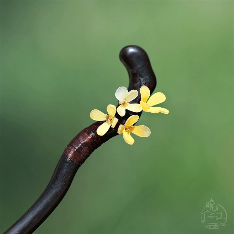 Ebony Hair Stick: Osmanthus