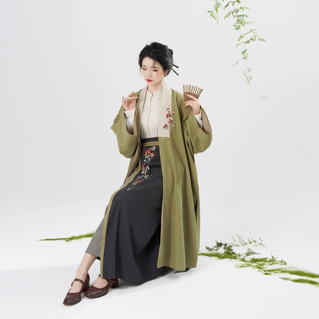 Song Dynasty Modern Hanfu Set with Long Sleeve Top and Spiral Skirt ...