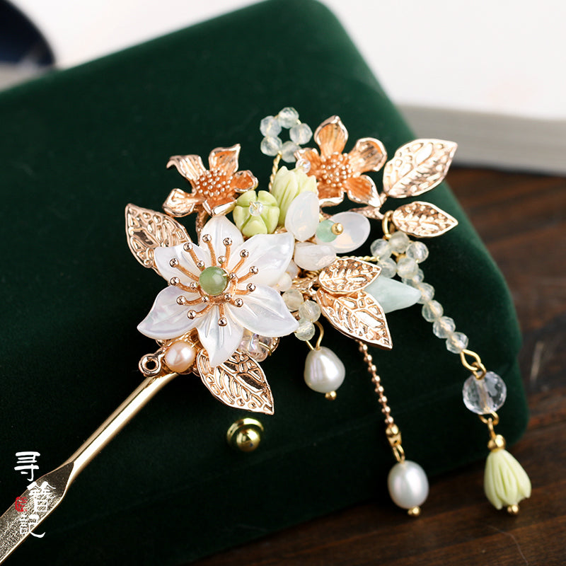 Short Tassel Hair Pin: Biluo