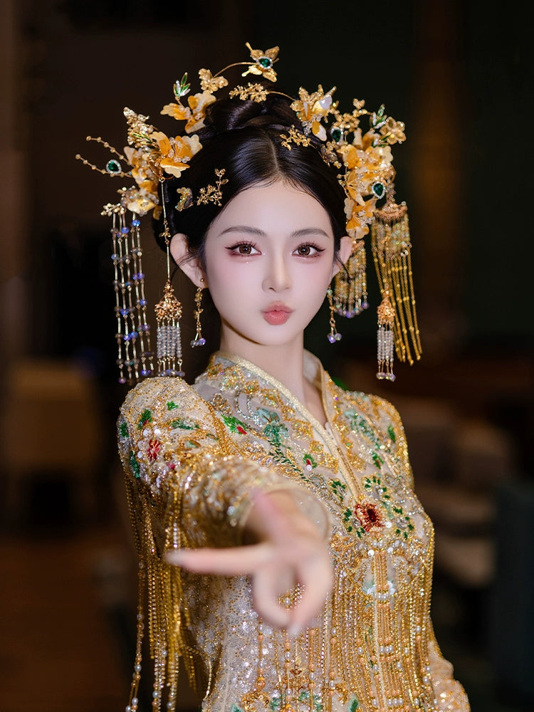 Golden Floral Tassel Bridal Hairpin Elegant Fairy-Inspired Hanfu and Qipao Wedding Hair Accessory