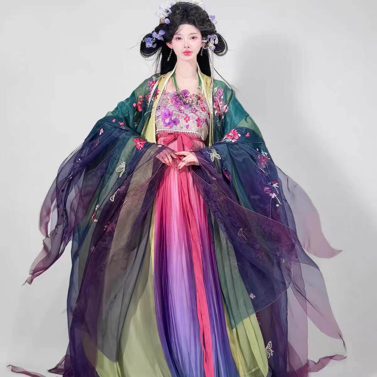 Hanfu Story | Traditional & Modern Hanfu & Chinese Cultural Fashion Hanfu Story | Traditional & Modern Hanfu & Chinese Cultural Fashion
