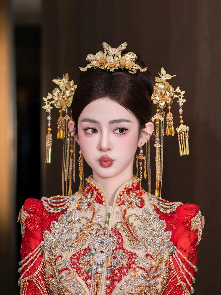 Golden Butterfly Tassel Bridal Hairpin Traditional Chinese Wedding Headpiece for Xiuhe Dress