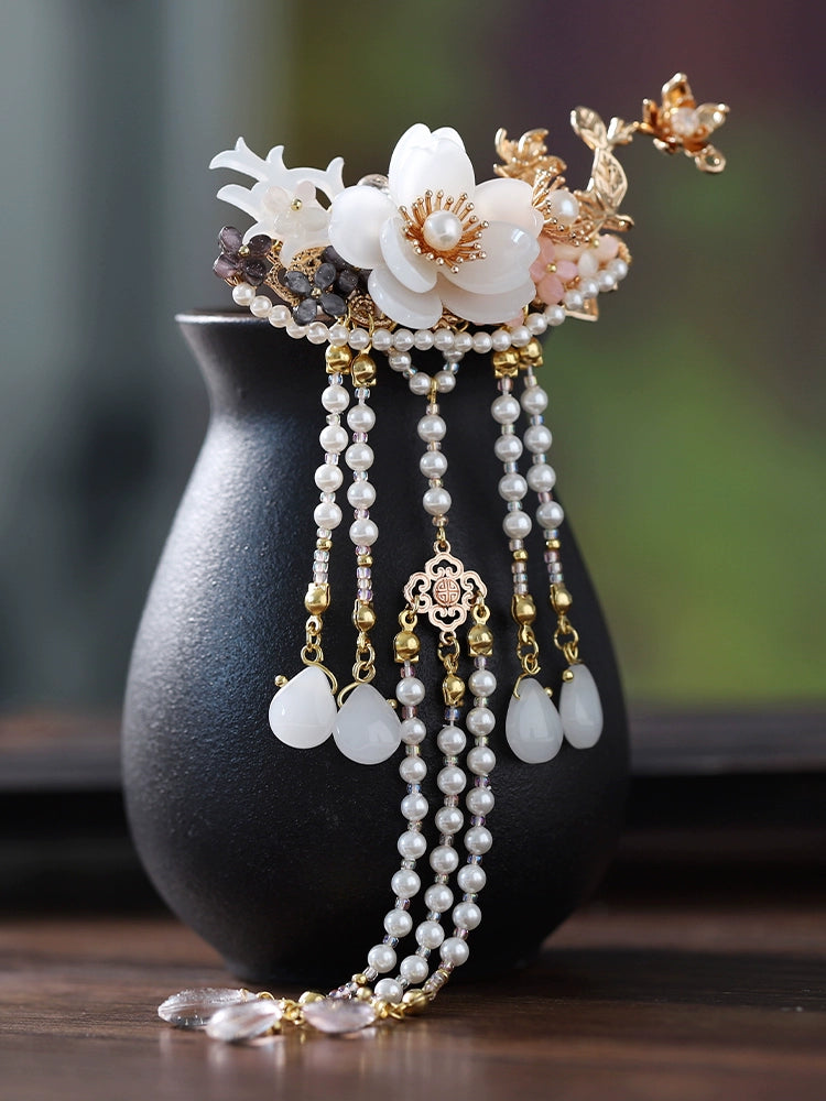 Set-5 Black -Women\'s Accessories / Jewelry ( Brooch , Necklace, earrings-3) Costume Jewelry Wearable and Junk Costume 2 Lb 9.2 Oz  main image 3