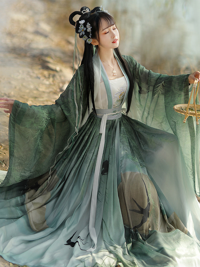Swallow Flight 燕双飞 Song Dynasty Style Qiyao Ruqun Hanfu Hanfu Story