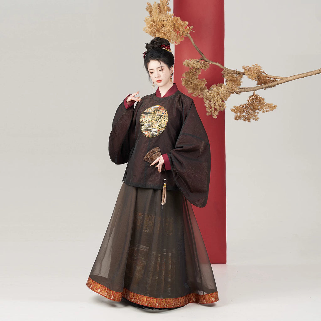 Ming Dynasty Modern Hanfu Mamianqun Outfit - Huadeng 华灯 – Hanfu Story