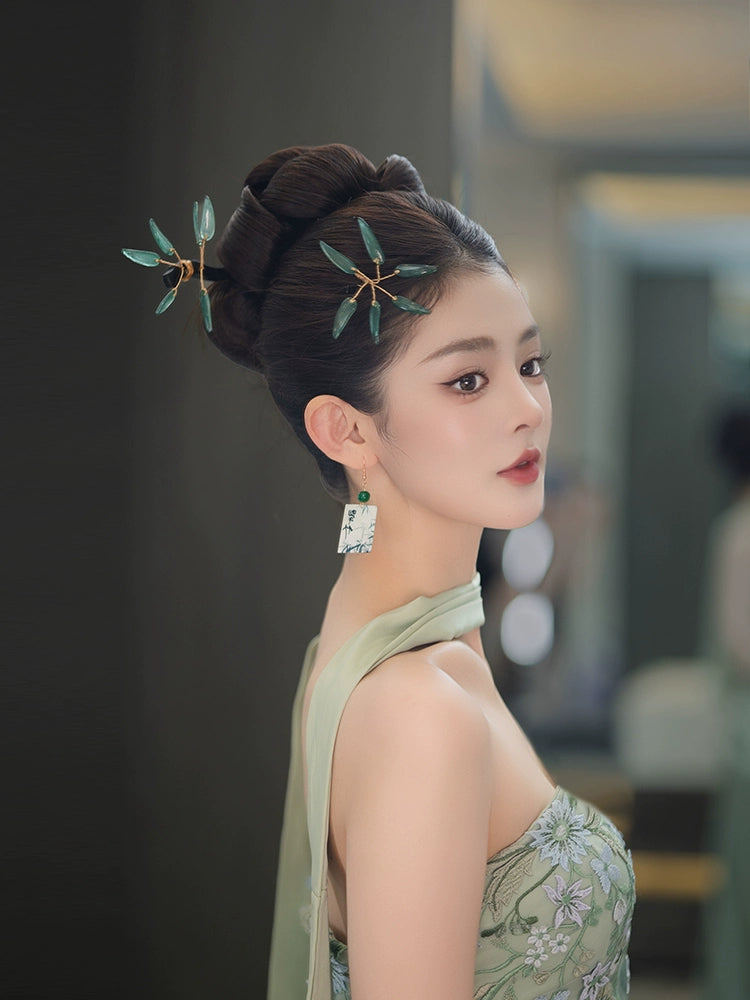 Chinese Wedding Hair Accessories: Leafy