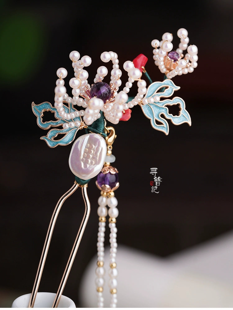 Hair Pin: Bottled Chrysanthemum