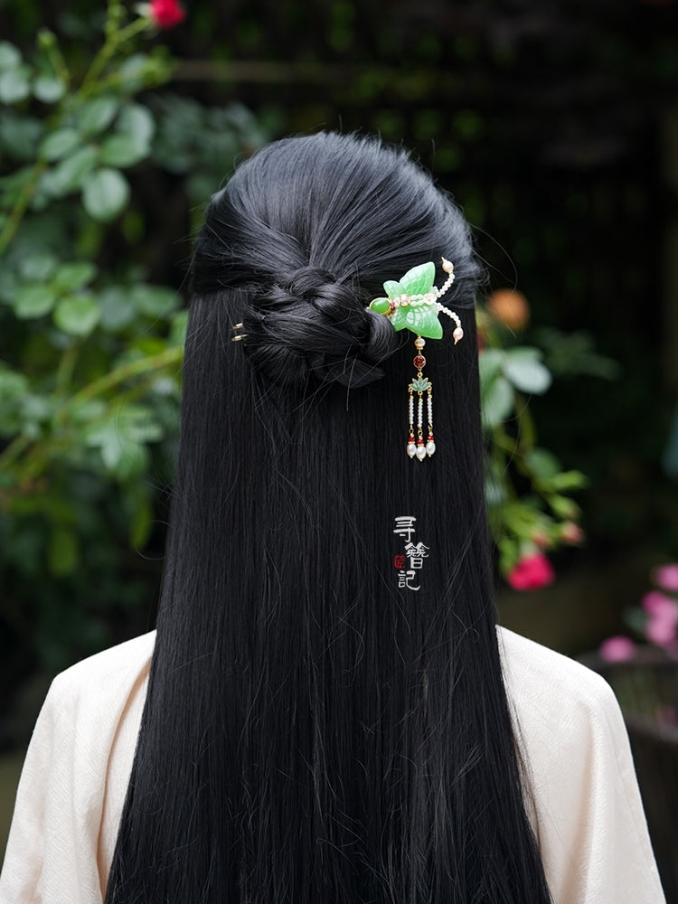 Tassel Hair Pin: Jade Songs