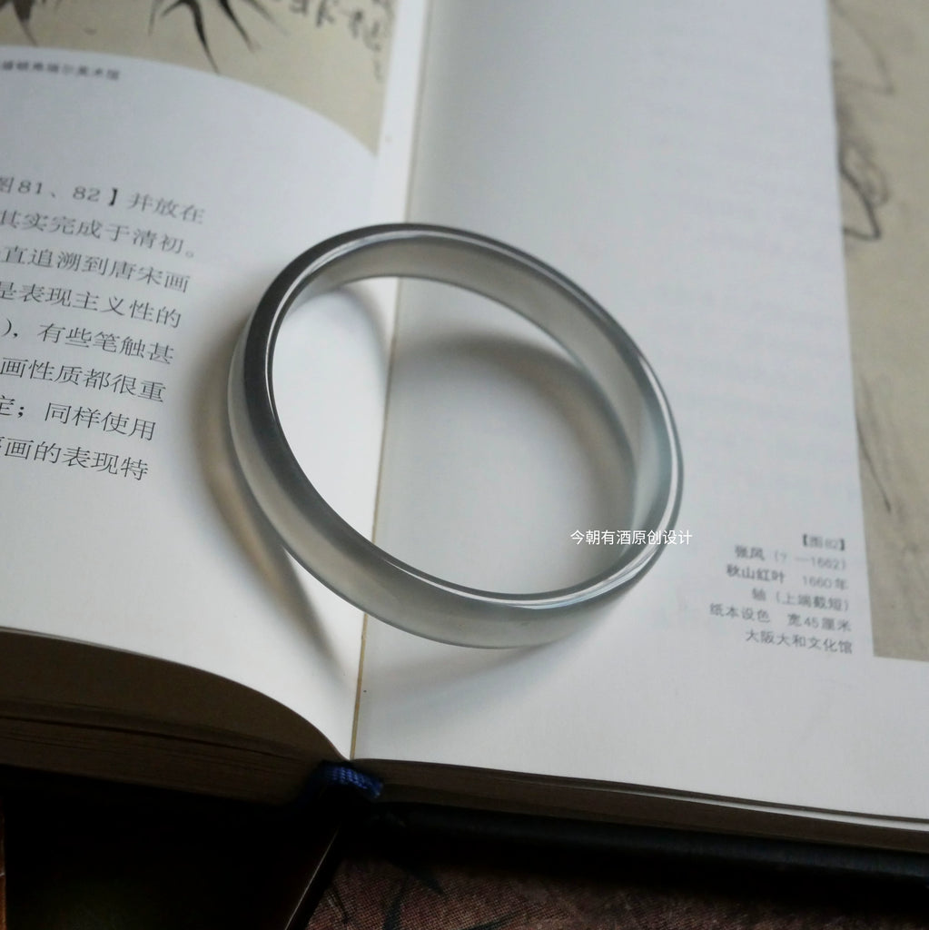 Smoke - Natural Ice Seed Gray Agate Bracelet