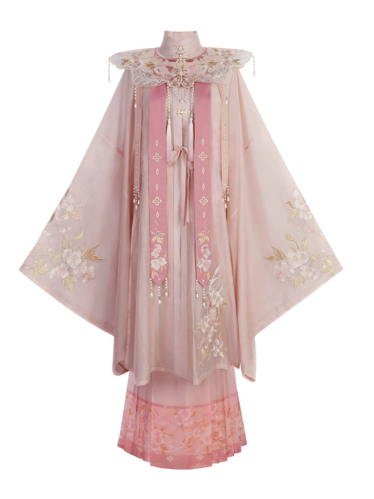 Ming Dynasty Hanfu Set with Cloud Collar & Mamian Skirt｜Koi Spirit 锦鲤仙 ...