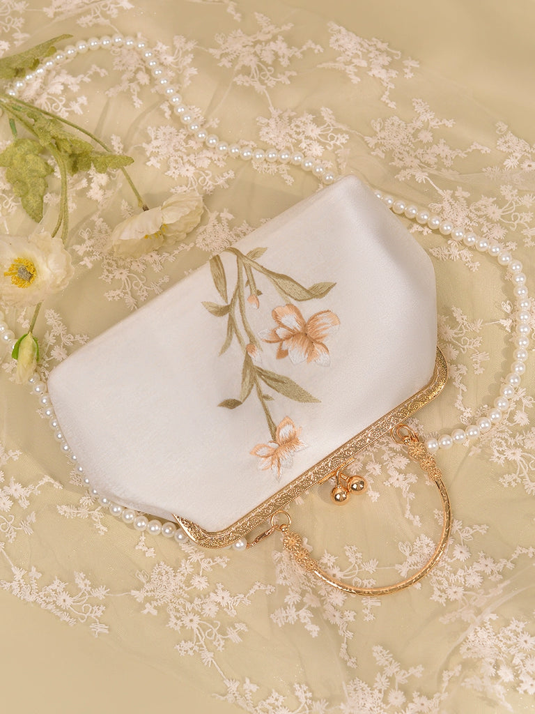 Bloom Embroidered Cheongsam Bag for Women