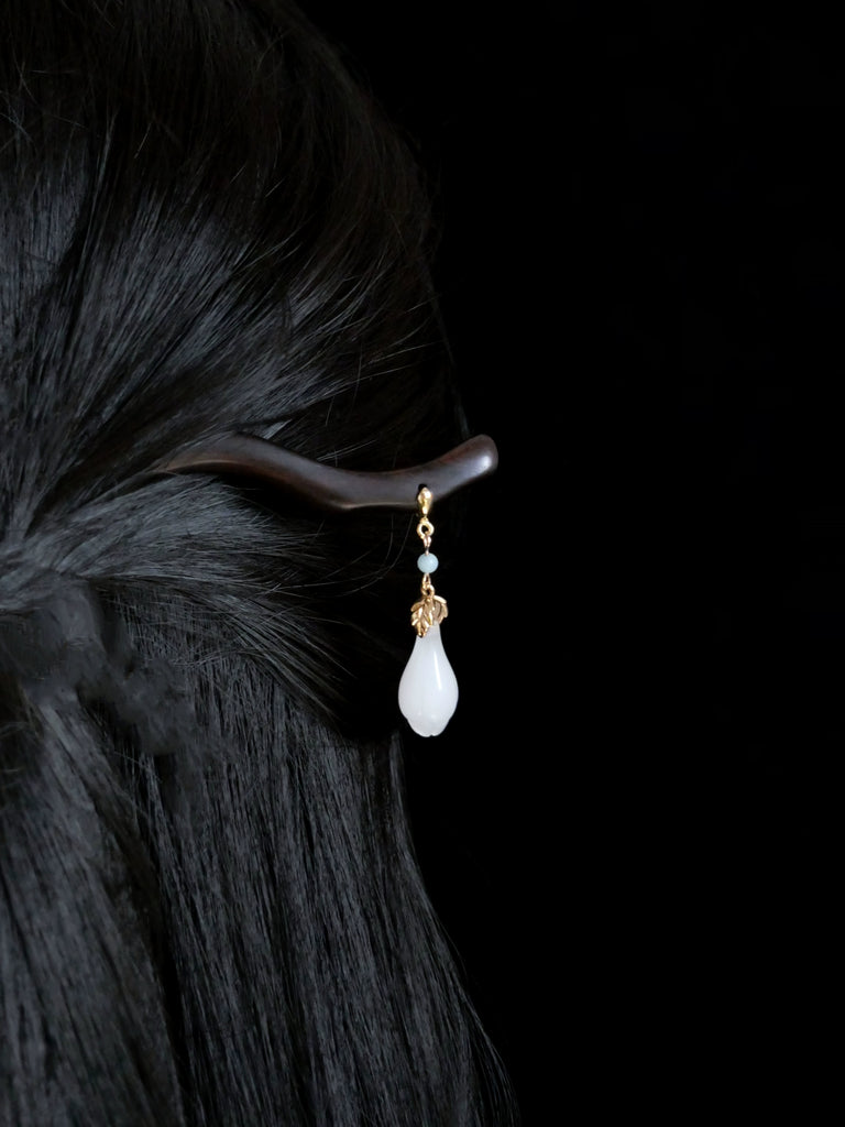 Ebony Hair Stick: Magnolia