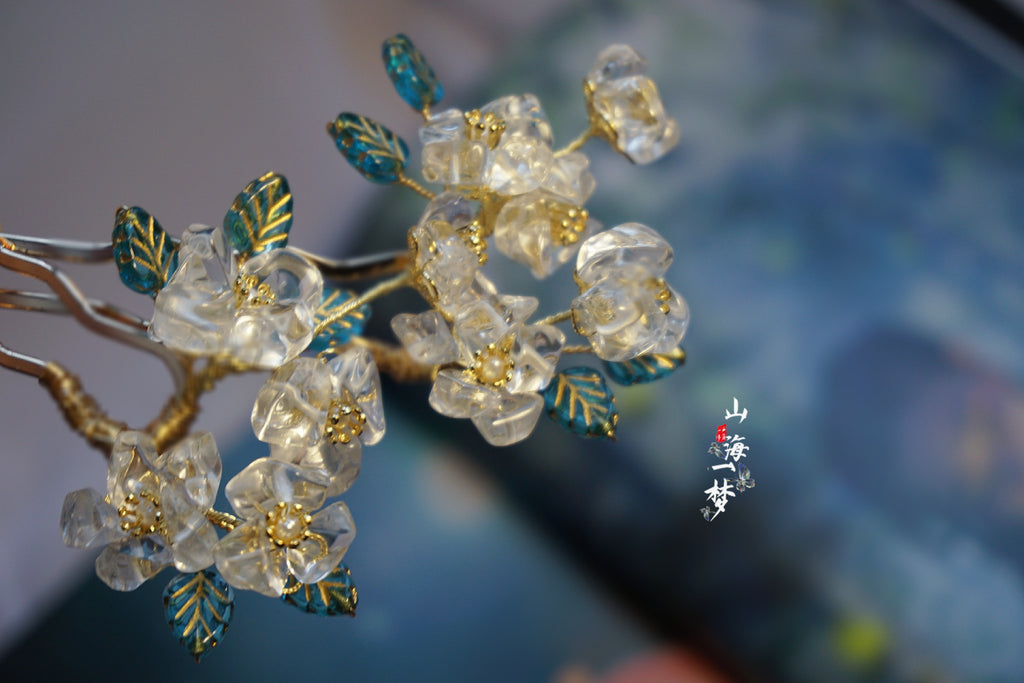 Hair Pin: Pear Blossom Fragrance