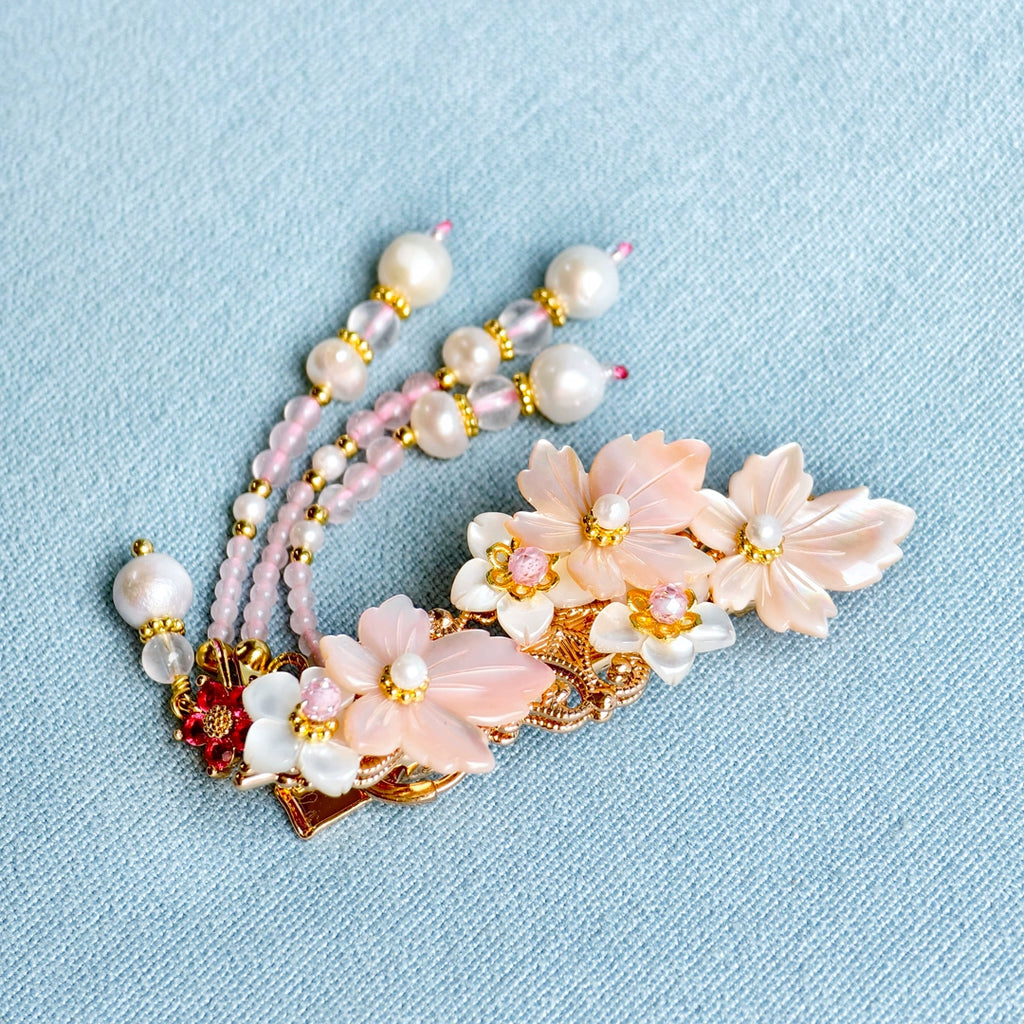 Tassels Hair Clip: Sakura