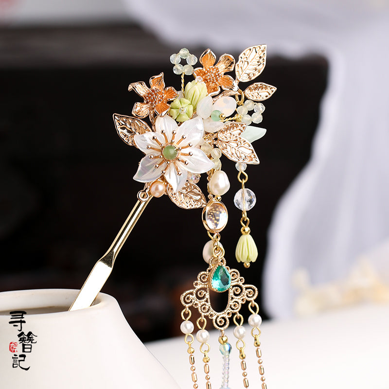 Short Tassel Hair Pin: Biluo