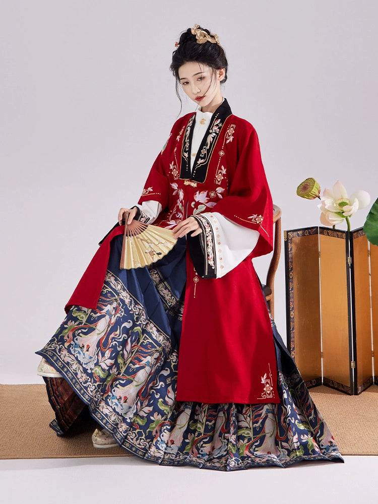 Ming Dynasty Hanfu, Robe, Mamianqun, Divine Maiden 神赋青女 – Hanfu Story