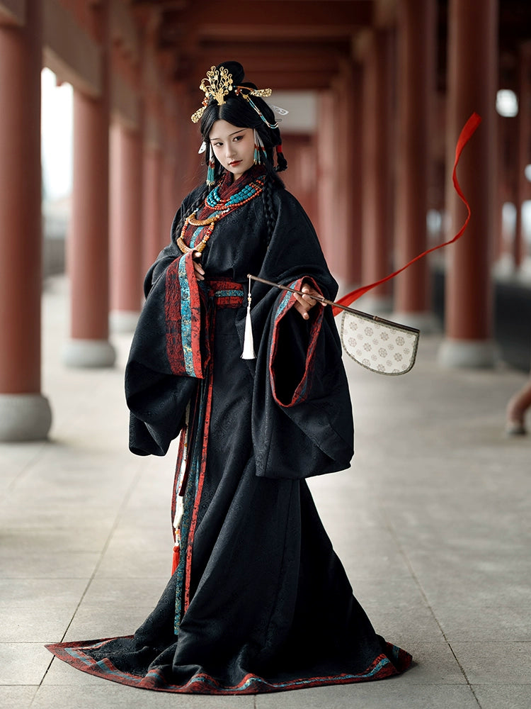 Qin Queen - Warring States and Han Dynasty Straight Hem Robe