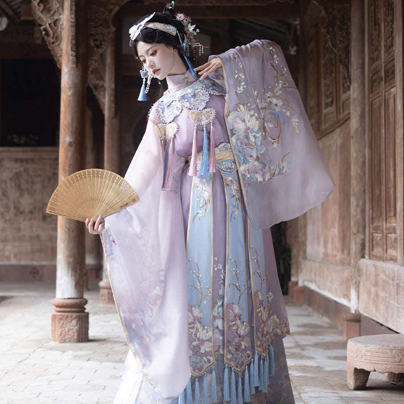 Chinese Opera Inspired Outfit & Mamian Skirt | Lady Yu 虞姬 – Hanfu Story
